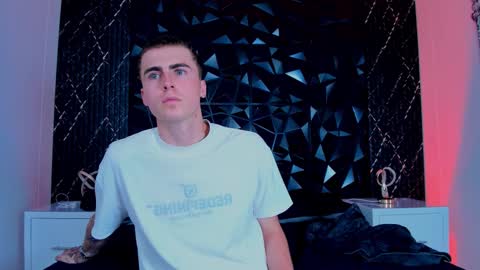 spaceboy_1 online show from 13, 2, 2026