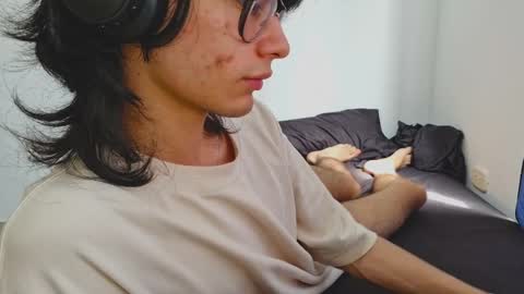 Roger online show from 4, 3, 2025