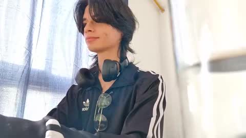 Roger online show from 6, 3, 2025