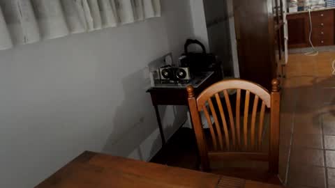 spanish online show from 2, 12, 2024