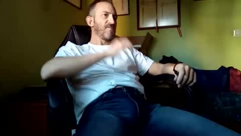 Manu  online show from 26, 11, 2025