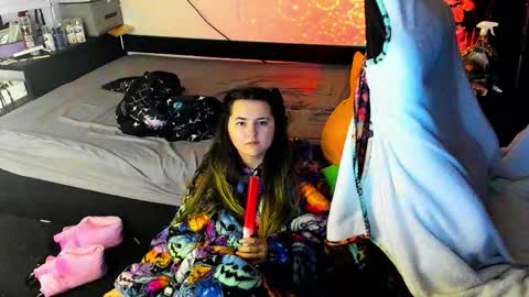 Snapshot of spanking_girls chatting on 8, 11, 2025 Evgenia online show from 8, 11, 2025