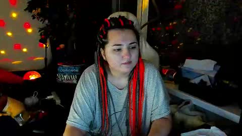 Snapshot of spanking_girls chatting on 22, 12, 2025 Evgenia online show from 22, 12, 2025