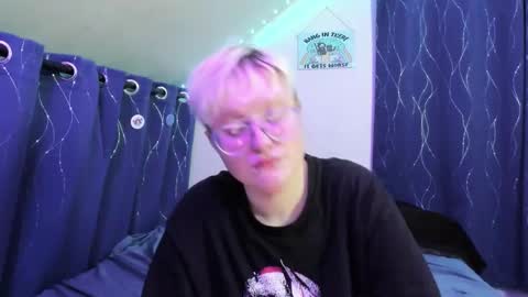 Snapshot of sparkling_water_hate_club chatting on 19, 11, 2025 Atticus Pendragon online show from 19, 11, 2025