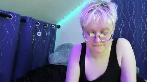 Snapshot of sparkling_water_hate_club chatting on 25, 11, 2025 Atticus Pendragon online show from 25, 11, 2025