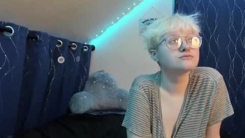 Snapshot of sparkling_water_hate_club chatting on 4, 12, 2025 Atticus Pendragon online show from 4, 12, 2025