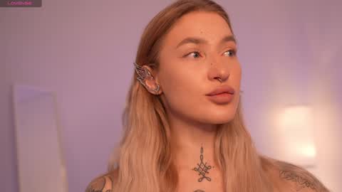 DAISY online show from 26, 1, 2025