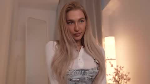 DAISY online show from 18, 2, 2025