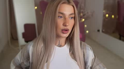 DAISY online show from 11, 3, 2025