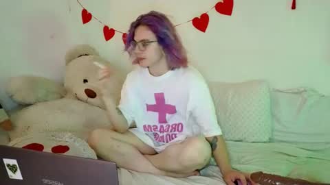 sparkyferret online show from 22, 7, 2026