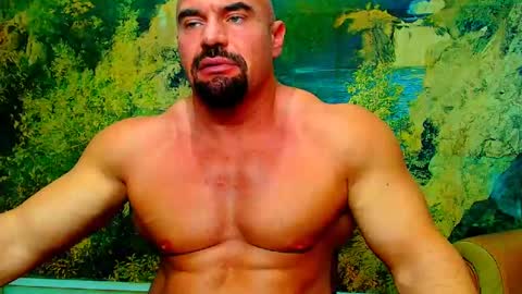 Snapshot of spartacusdom chatting on 5, 3, 2025 spartacusdom online show from 5, 3, 2025