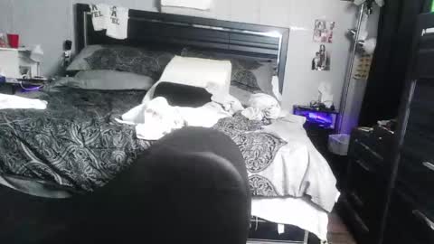 Snapshot of spb69fucker chatting on 5, 12, 2024 ROMEO JULIETXXX online show from 5, 12, 2024