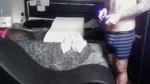 Snapshot of spb69fucker chatting on 17, 12, 2024 ROMEO JULIETXXX online show from 17, 12, 2024