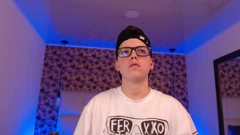 spencerm_ online show from 22, 10, 2025