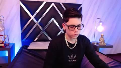 spencerm_ online show from 20, 12, 2025