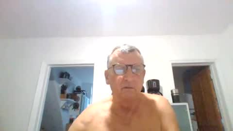 Snapshot of spenuk63 chatting on 26, 7, 2026 SpenUK63 online show from 26, 7, 2026