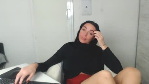 Carla online show from 27, 1, 2025