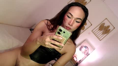 Alora online show from 14, 2, 2025