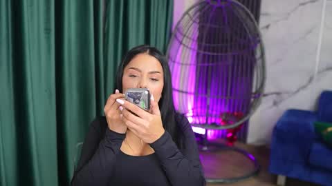 Spicy Maple online show from 3, 11, 2025