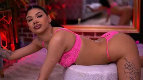 Snapshot of spicyleyla chatting on 22, 4, 2026 spicyleyla online show from 22, 4, 2026