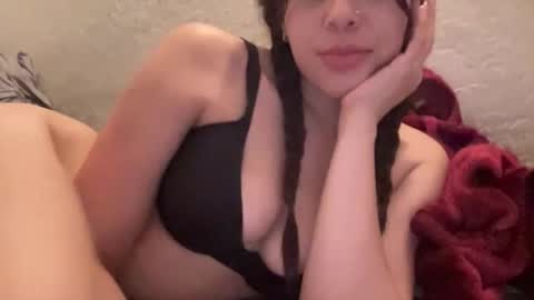 spicypiscesxoxo online show from 9, 6, 2026