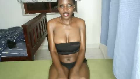 Snapshot of spicysashaa chatting on 19, 9, 2025 spicysashaa online show from 19, 9, 2025