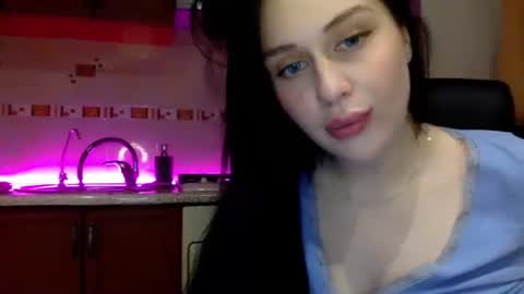 spoil9evangeline online show from 10, 3, 2025