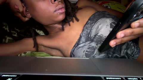 azuraxskinnypapi online show from 12, 5, 2026