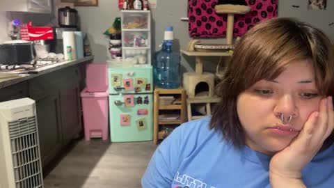 Snapshot of spookybabe2000 chatting on 5, 3, 2025 Spooky 3 online show from 5, 3, 2025