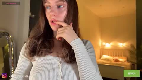 Lilly  online Monday - Friday ask time in pm online show from 27, 2, 2026