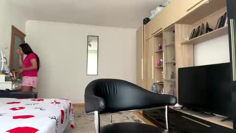 Snapshot of squirt_bunny77 chatting on 27, 4, 2026 My name is Maya Lush is activeThere are legends that in this room all your wishes can come true Private is Open online show from 27, 4, 2026