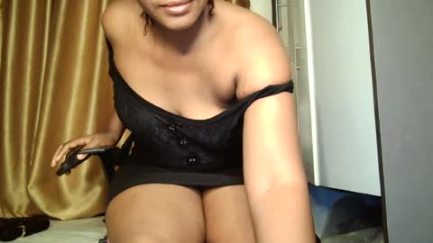 Snapshot of squirtcunt_xola chatting on 14, 7, 2026 melanie online show from 14, 7, 2026