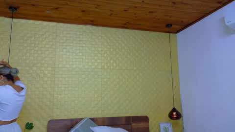 Snapshot of squirter_girl69 chatting on 6, 2, 2025 squirter_girl69 online show from 6, 2, 2025