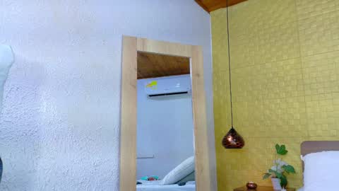 Snapshot of squirter_girl69 chatting on 7, 2, 2025 squirter_girl69 online show from 7, 2, 2025