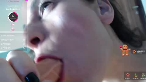 Snapshot of squirtmanica chatting on 21, 12, 2024 Monica online show from 21, 12, 2024