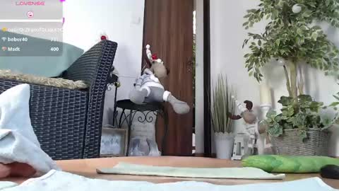 Snapshot of squirtmanica chatting on 24, 12, 2024 Monica online show from 24, 12, 2024