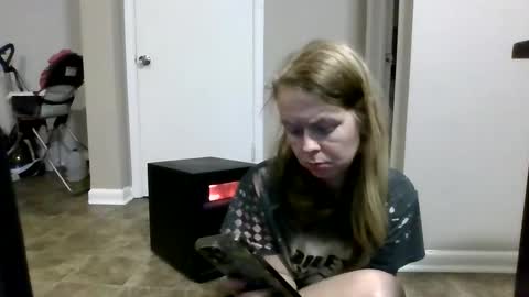 Snapshot of sriley386444137 chatting on 23, 1, 2025 sriley386444137 online show from 23, 1, 2025