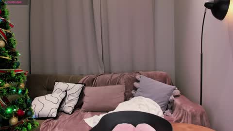 Alexandra online show from 31, 12, 2024