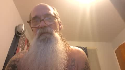 Snapshot of ssdrums3 chatting on 23, 11, 2025 ssdrums3 online show from 23, 11, 2025