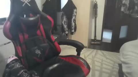 Snapshot of ssexycouplee chatting on 29, 3, 2026 lookingfor online show from 29, 3, 2026