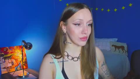 Snapshot of sshawty chatting on 19, 1, 2026 Anni if Im offline for a long time Im depressed feel free to support me offline online show from 19, 1, 2026