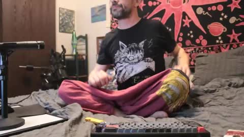 Snapshot of ssparearhyme chatting on 1, 4, 2026 ssparearhyme online show from 1, 4, 2026