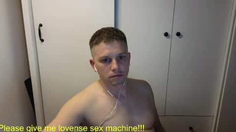 Snapshot of st1vemaster01 chatting on 17, 5, 2026 st1vemaster01 online show from 17, 5, 2026