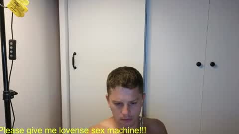 Snapshot of st1vemaster01 chatting on 2, 8, 2026 st1vemaster01 online show from 2, 8, 2026