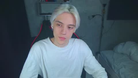 Snapshot of st_koshin chatting on 18, 2, 2025 Nick Gasai online show from 18, 2, 2025