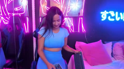 Snapshot of staarlightt chatting on 15, 11, 2025 staarlightt online show from 15, 11, 2025