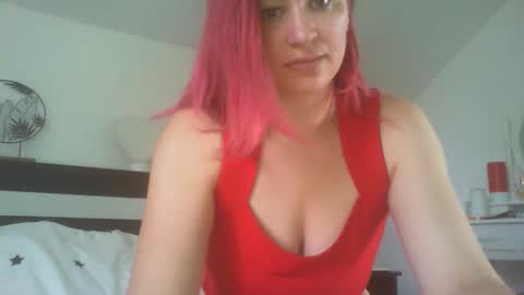 Snapshot of stacey_kate chatting on 14, 9, 2025 Stacey online show from 14, 9, 2025