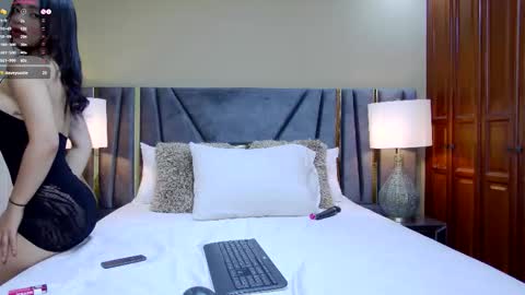  Stacey  online show from 8, 11, 2025