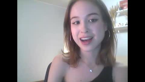 Snapshot of stacey_wills chatting on 13, 10, 2025 stacey_wills online show from 13, 10, 2025