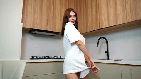 Snapshot of staceyblaine chatting on 13, 12, 2025 Stacey online show from 13, 12, 2025